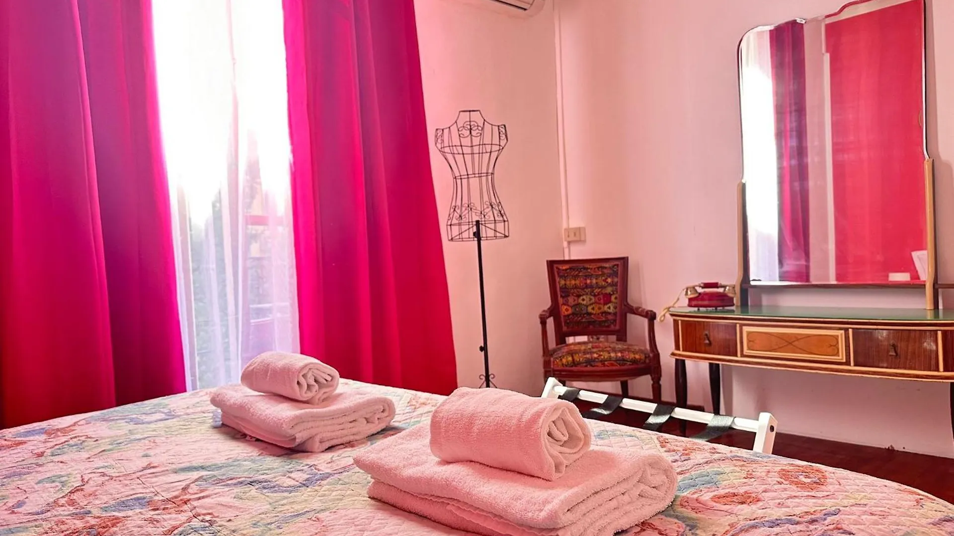 Arararooms Palermo Itálie